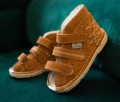 Buty profilaktyczne Danielki T105 camel beż