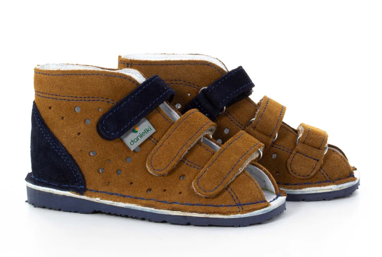 TX105 CAMEL GRANAT(3).jpg