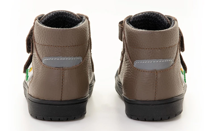 TAUPE 4.jpg